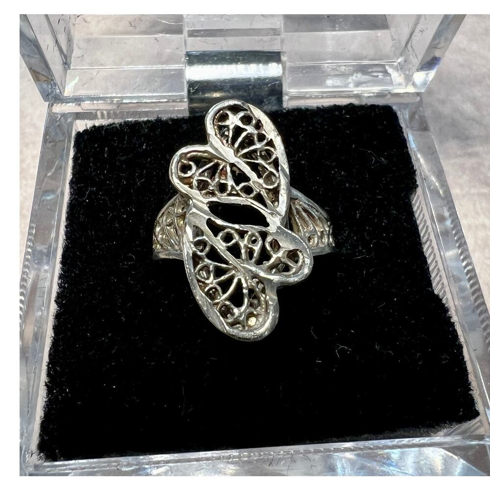 Vintage sterling silver interlocked filagree hearts ring size 5 Valentine Love